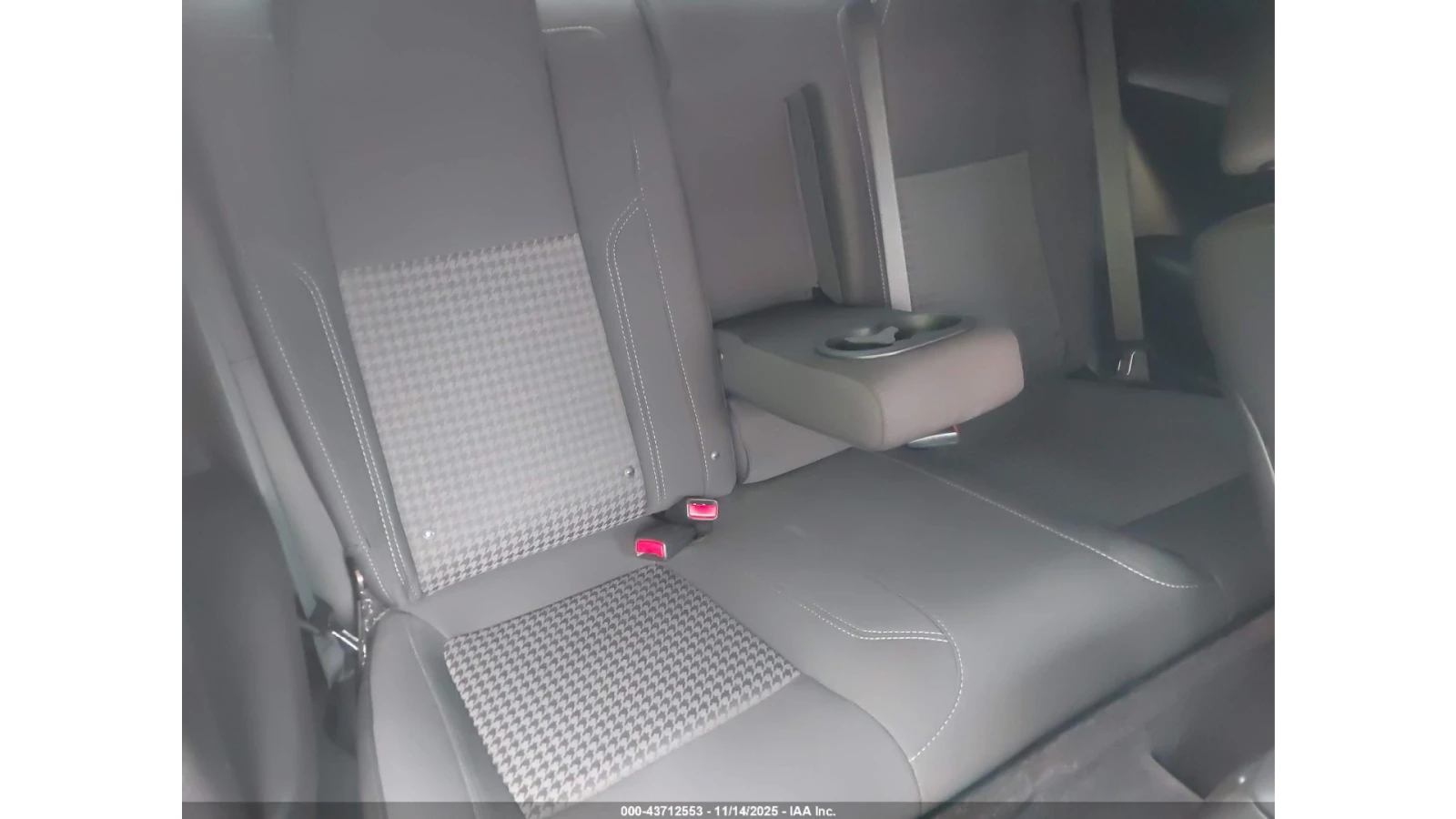 Dodge Challenger * 3.6* SXT* , снимка 11 - Автомобили и джипове - 53712701