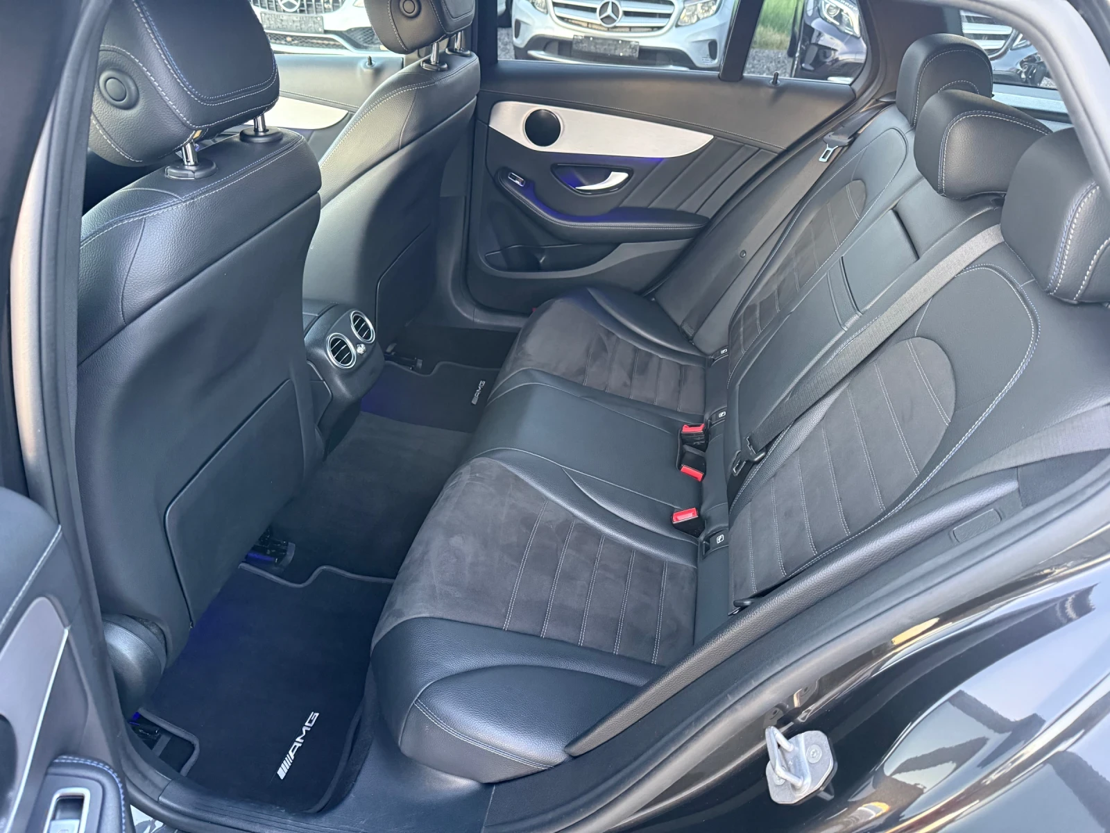 Mercedes-Benz C 220 d (194 кс) FACE/AMG-pack/9G-TRONIC/Full LED/2021г., снимка 12 - Автомобили и джипове - 54140671