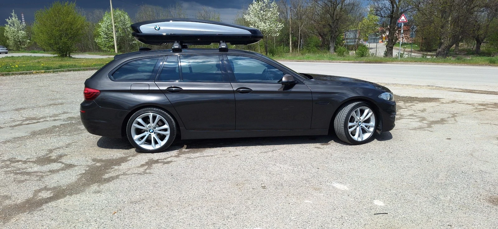 BMW 520 F11 LCI B47 /190hp/ xdrive, снимка 3 - Автомобили и джипове - 54389132