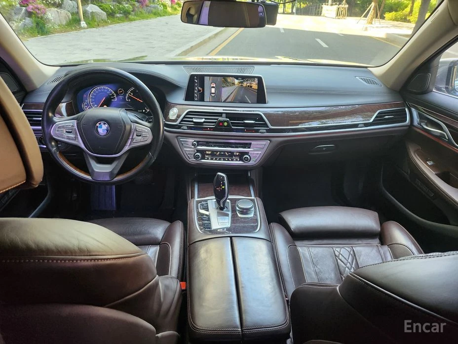 BMW 740, снимка 6 - Автомобили и джипове - 54609127