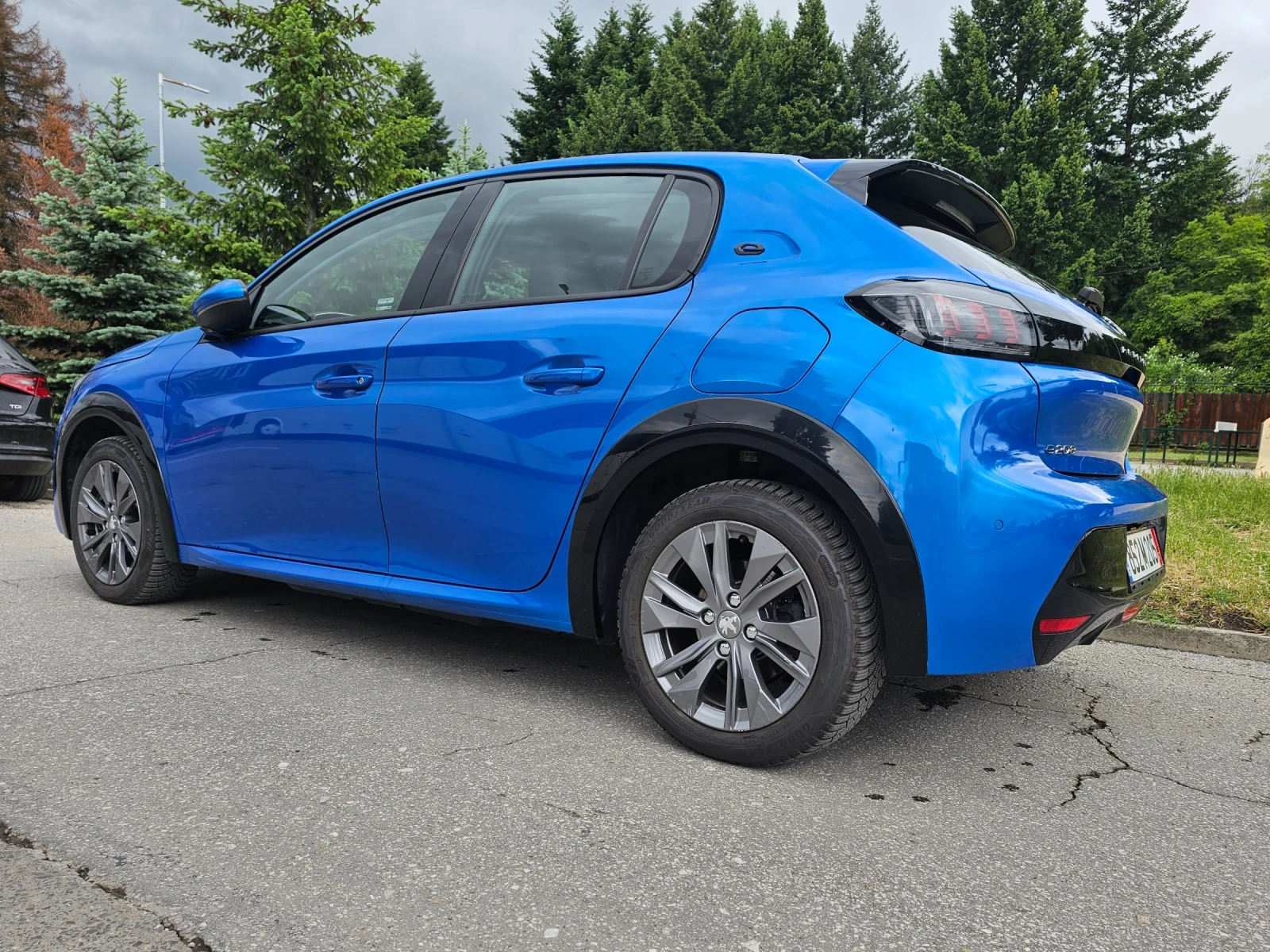 Peugeot 208 e208/50KWH/136HP/LED/Allure, снимка 6 - Автомобили и джипове - 54823643