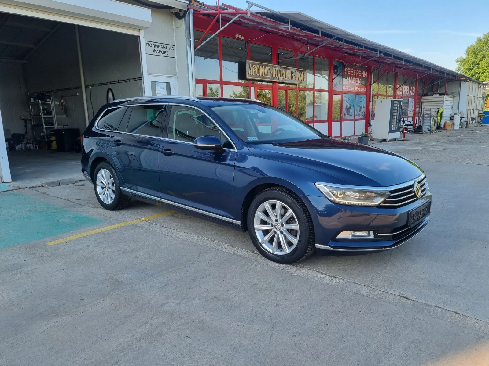 VW Passat 2.0tdi 150 коня Highline Distronic Led 