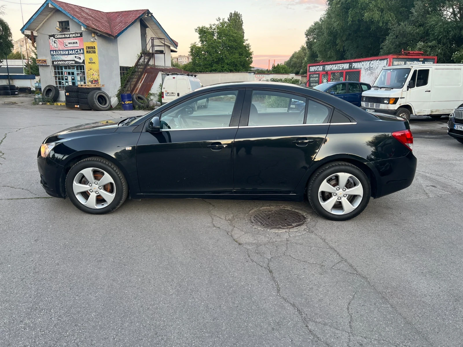 Chevrolet Cruze LT 2.0 vcdi 163к.с., снимка 9 - Автомобили и джипове - 55228200