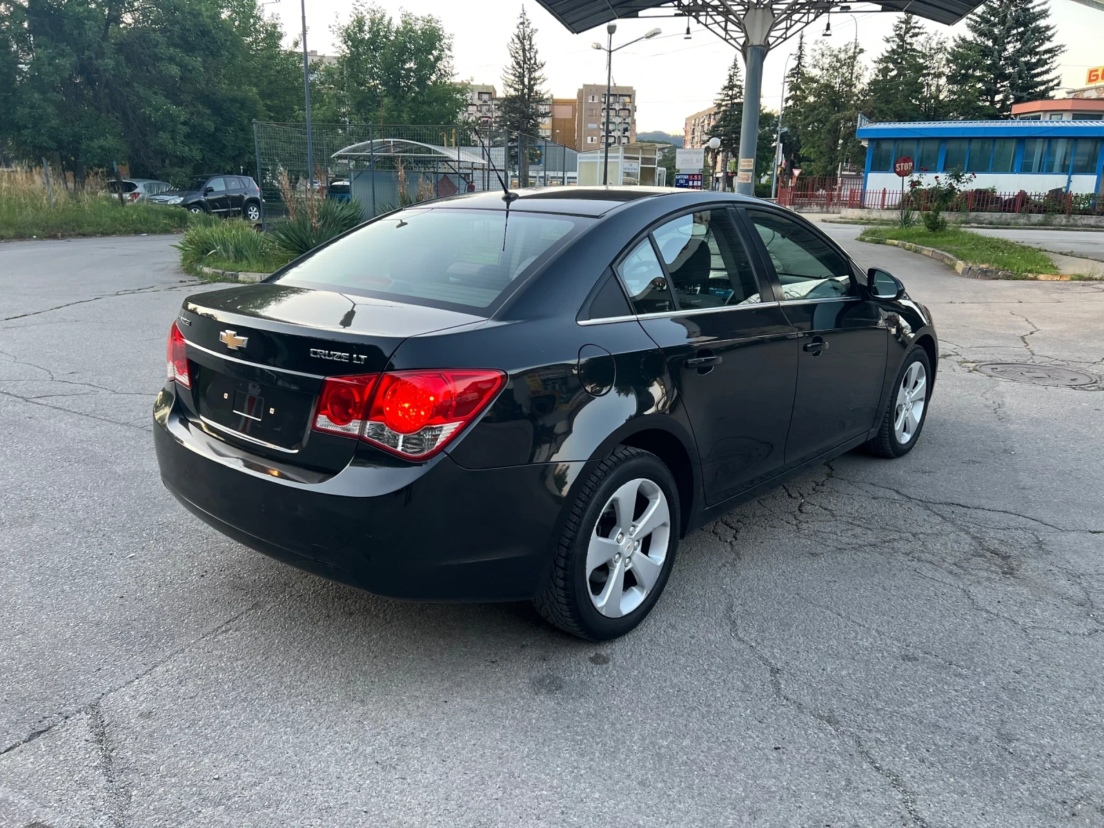 Chevrolet Cruze LT 2.0 vcdi 163к.с., снимка 10 - Автомобили и джипове - 55228200
