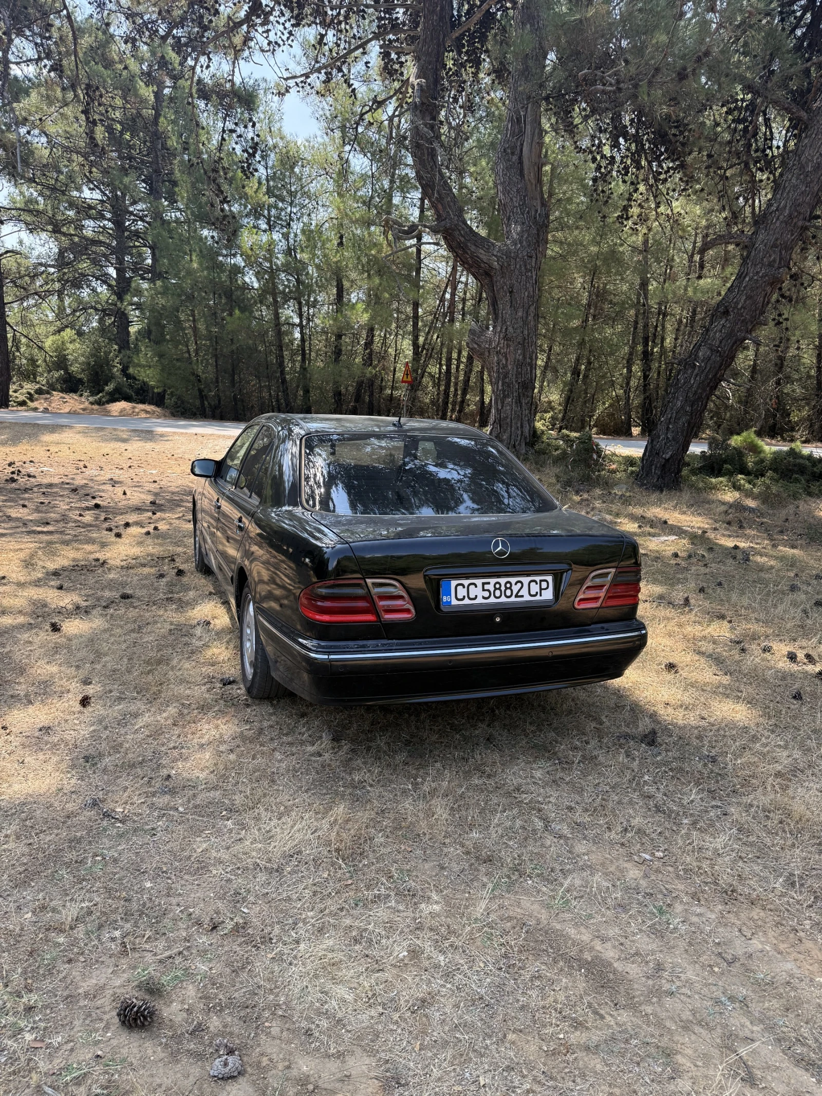 Mercedes-Benz E 320 3.2, снимка 4 - Автомобили и джипове - 55641188