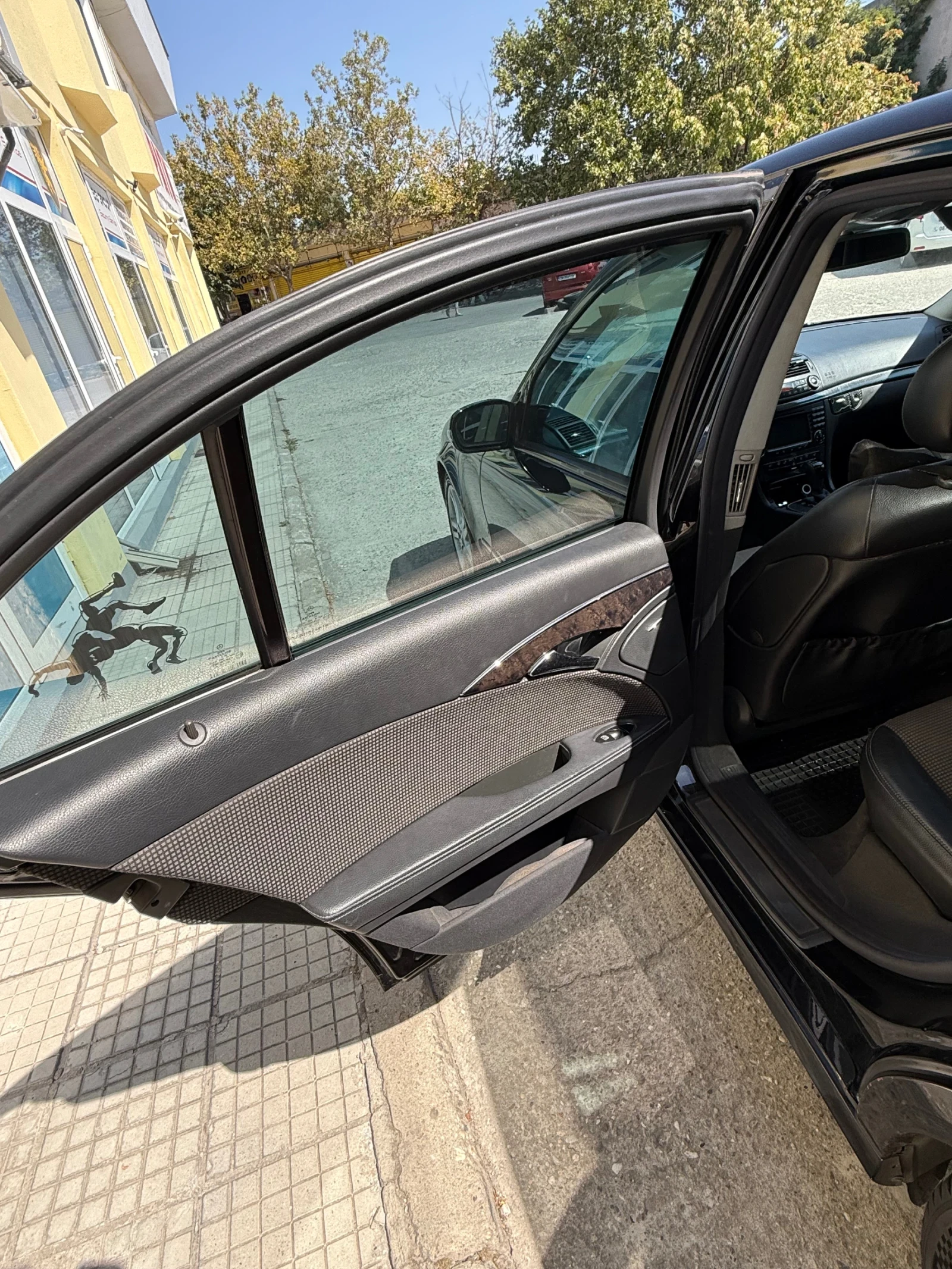 Mercedes-Benz E 320 320D 204kc, снимка 4 - Автомобили и джипове - 55886121