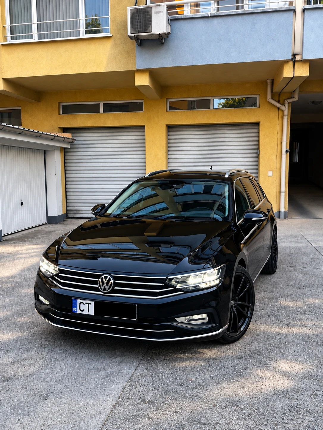 VW Passat 2.0 TDI * CarPlay* NAVI * ГАРАНЦИОНЕН * 4Motion * 