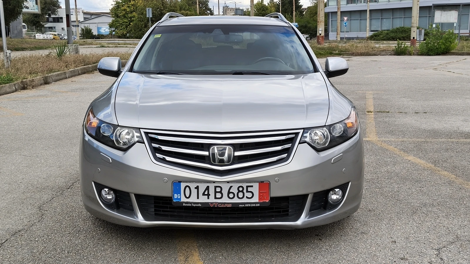 Honda Accord 2.2 i-DTEC Facelift, снимка 8 - Автомобили и джипове - 56211221