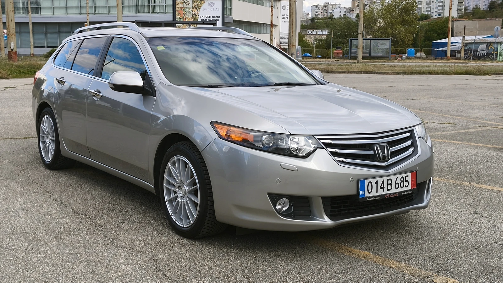 Honda Accord 2.2 i-DTEC Facelift, снимка 7 - Автомобили и джипове - 56211221