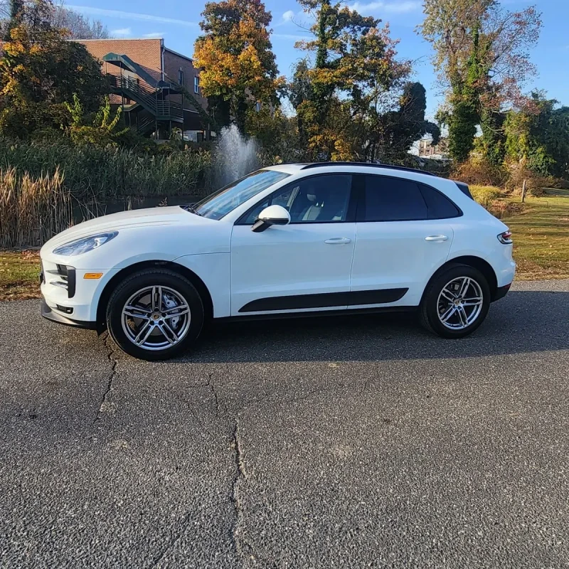 Porsche Macan, снимка 1 - Автомобили и джипове - 47891349