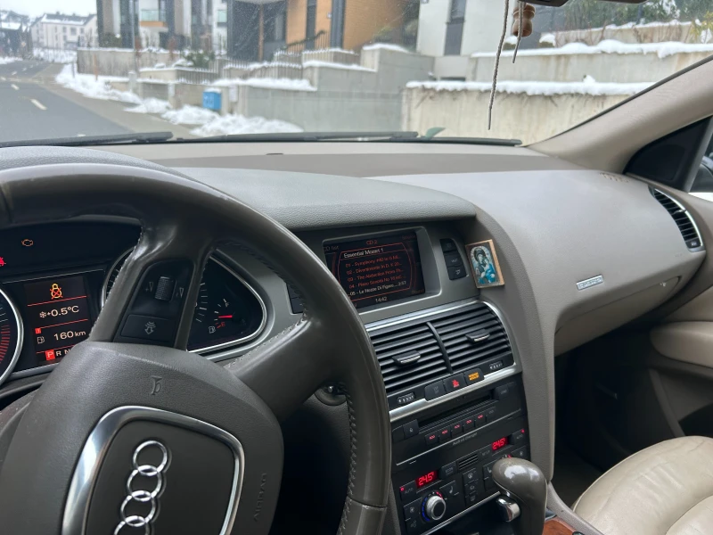 Audi Q7, снимка 12 - Автомобили и джипове - 48840700