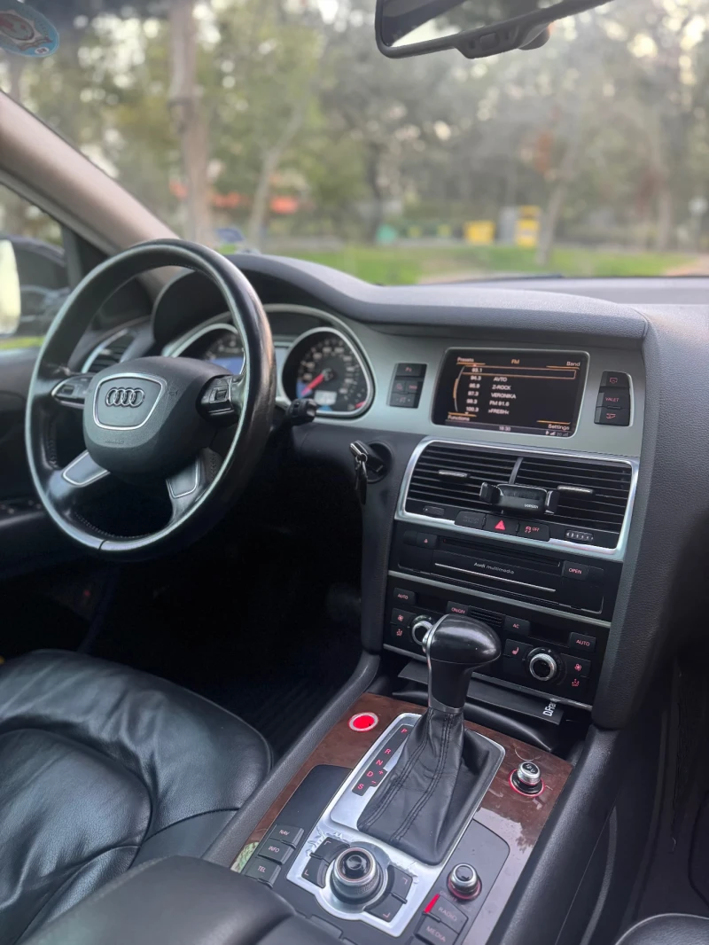 Audi Q7, снимка 5 - Автомобили и джипове - 52132418