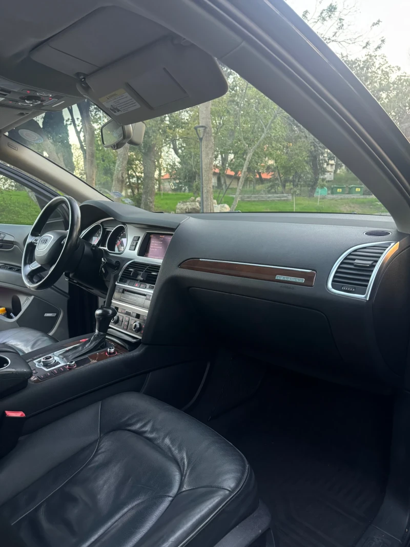 Audi Q7, снимка 6 - Автомобили и джипове - 52132418