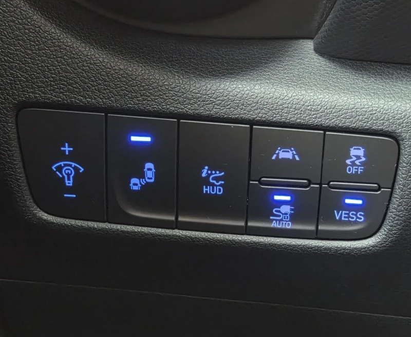 Hyundai Kona 64KWh/Premium/SOH100%, снимка 14 - Автомобили и джипове - 52775131