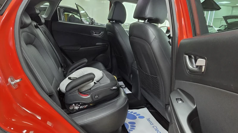 Hyundai Kona 64KWh/Premium/SOH100%, снимка 9 - Автомобили и джипове - 52775131