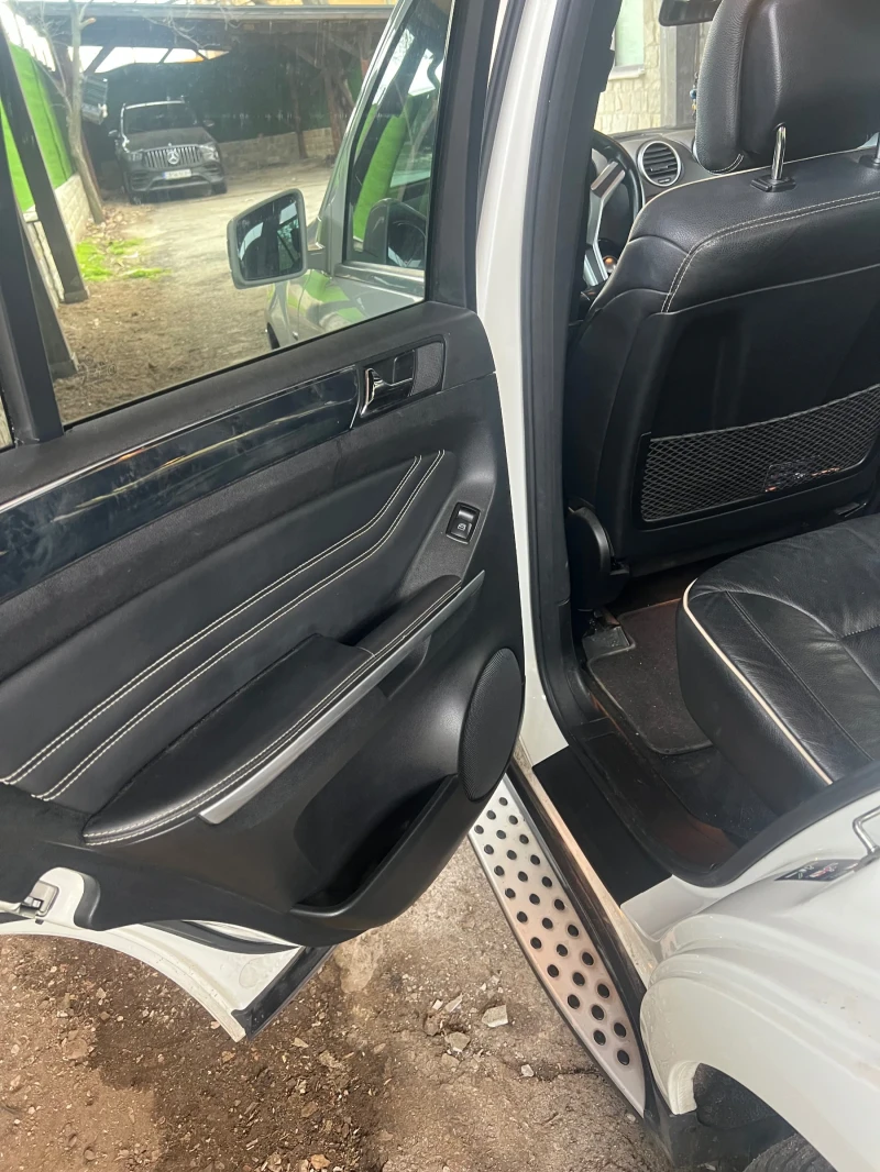 Mercedes-Benz ML 350 Grand edition , снимка 13 - Автомобили и джипове - 53467612