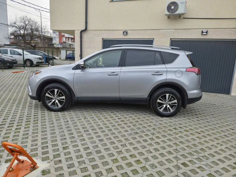 Toyota Rav4, снимка 3 - Автомобили и джипове - 53488794