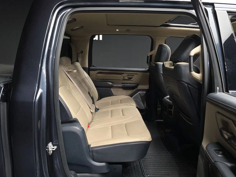 Dodge Ram 5.7 5.7 Automatic, снимка 12 - Автомобили и джипове - 55813317