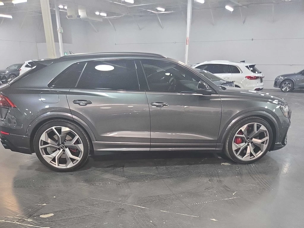 Audi RSQ8 * 4.0 TFSI quattro * CARFAX * БЕЗ ПЪРВОНАЧАЛНА ВНО - изображение 3