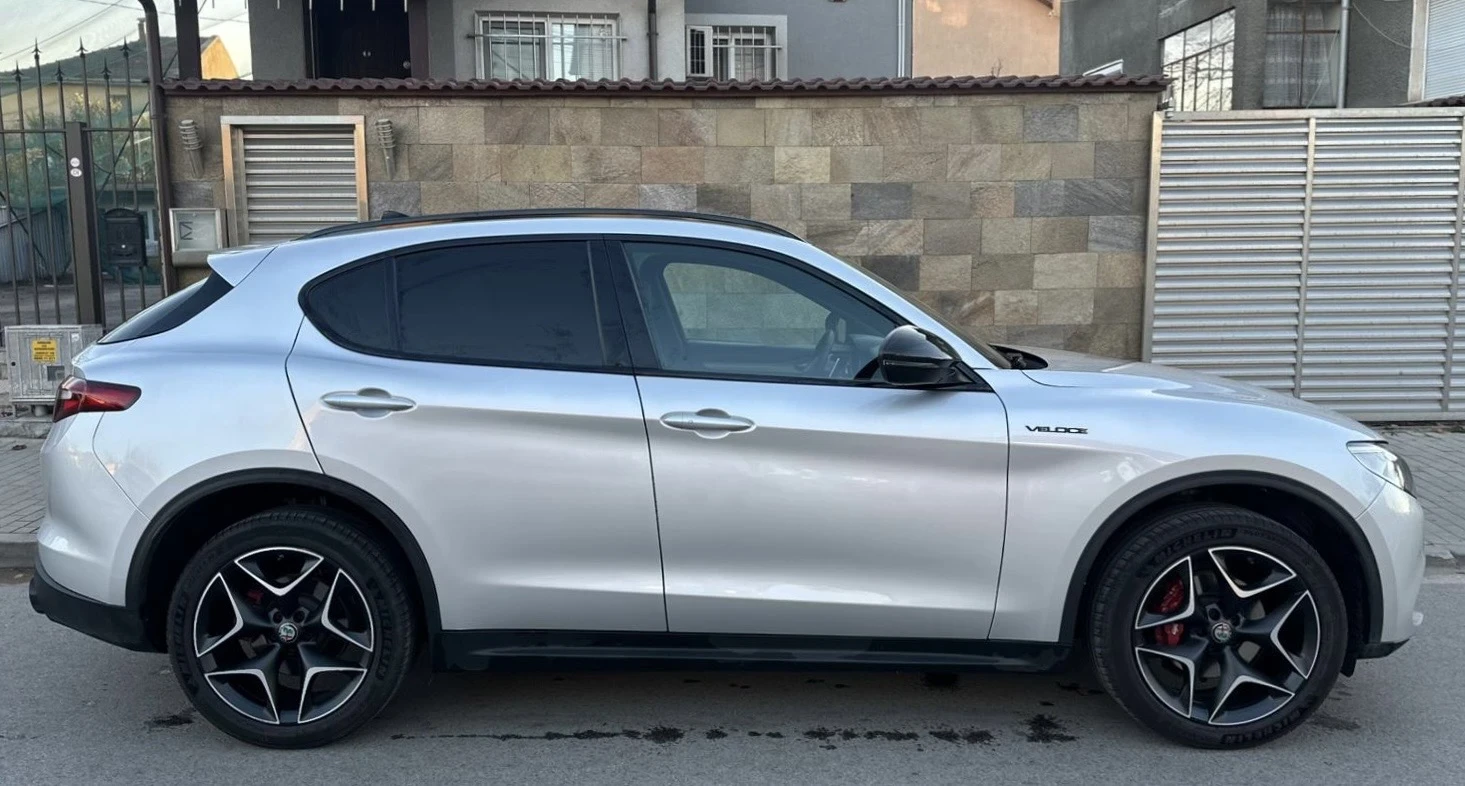 Alfa Romeo Stelvio 2.0 Veloce Q4 / Автоматик/Панорама/ШВЕЙЦАРИЯ - изображение 7