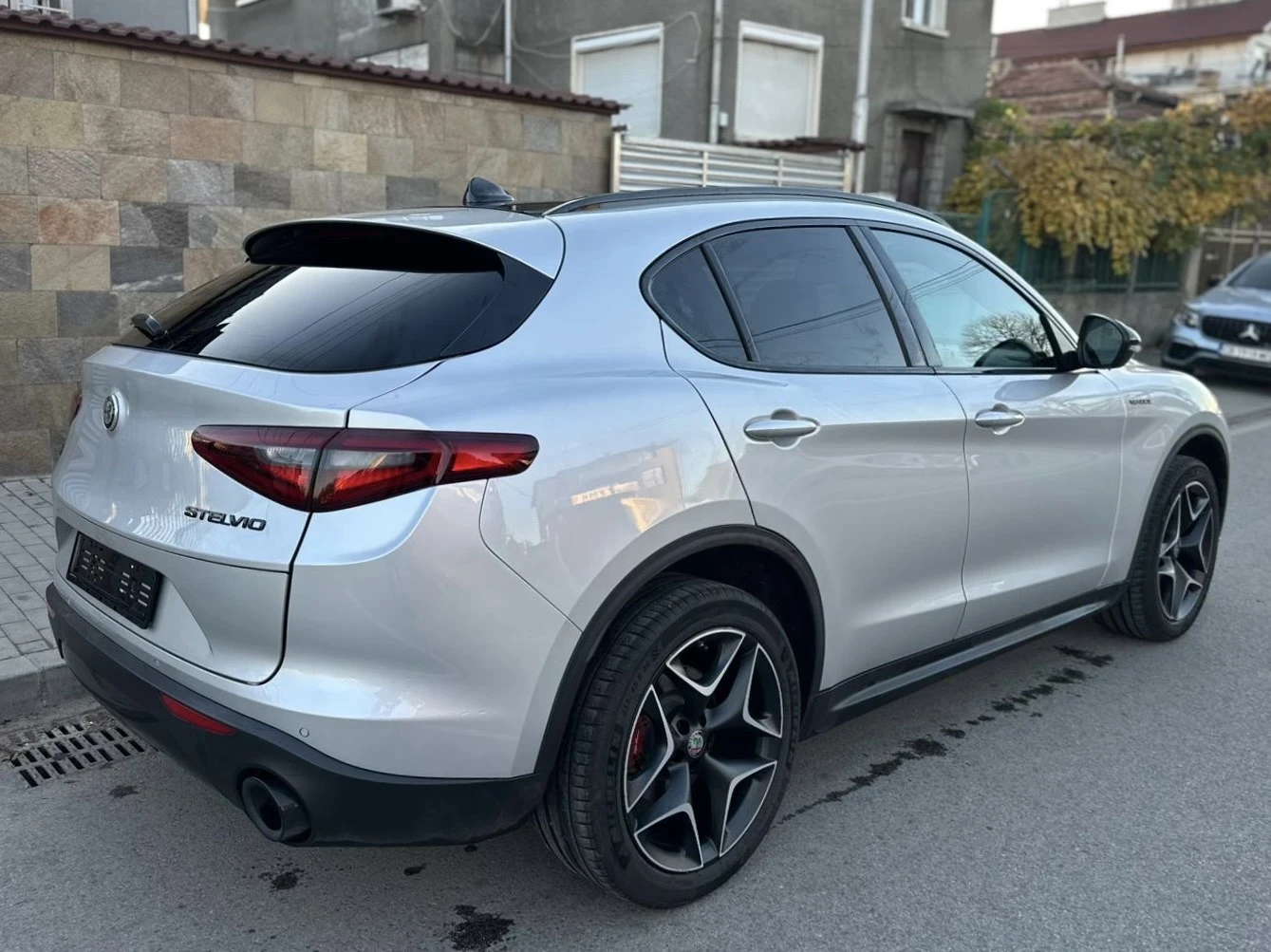 Alfa Romeo Stelvio 2.0 Veloce Q4 / Автоматик/Панорама/ШВЕЙЦАРИЯ - изображение 6