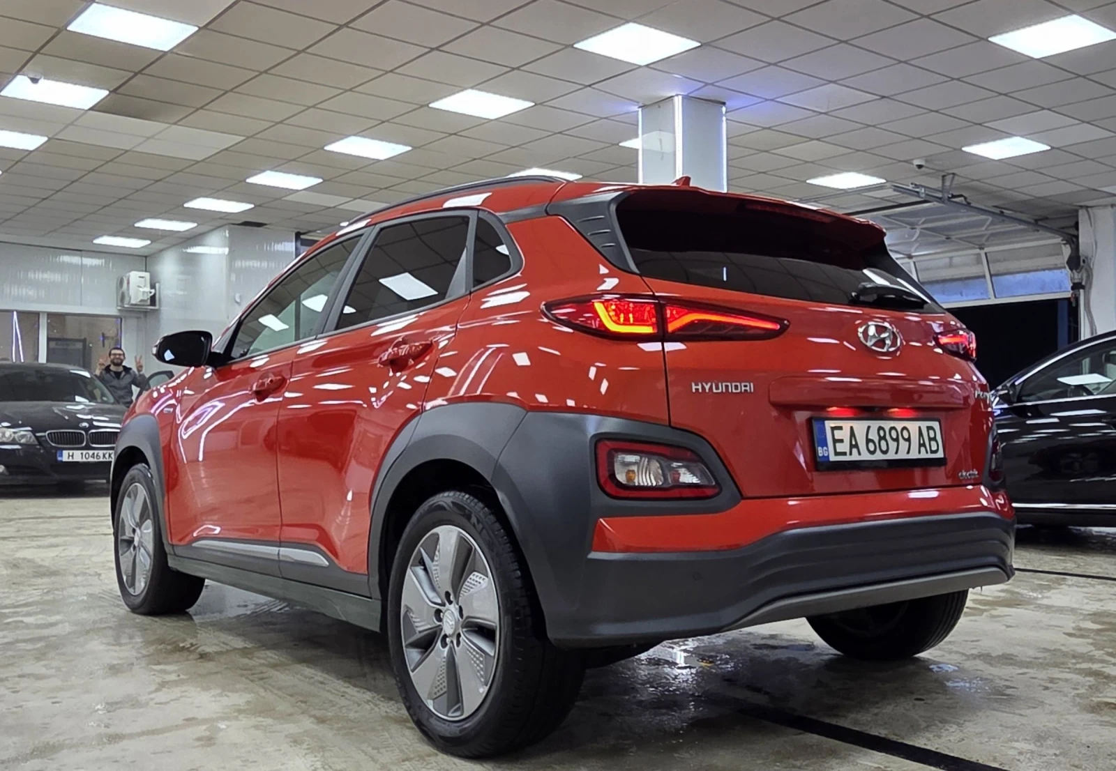 Hyundai Kona 64KWh/Premium/SOH100% - изображение 4
