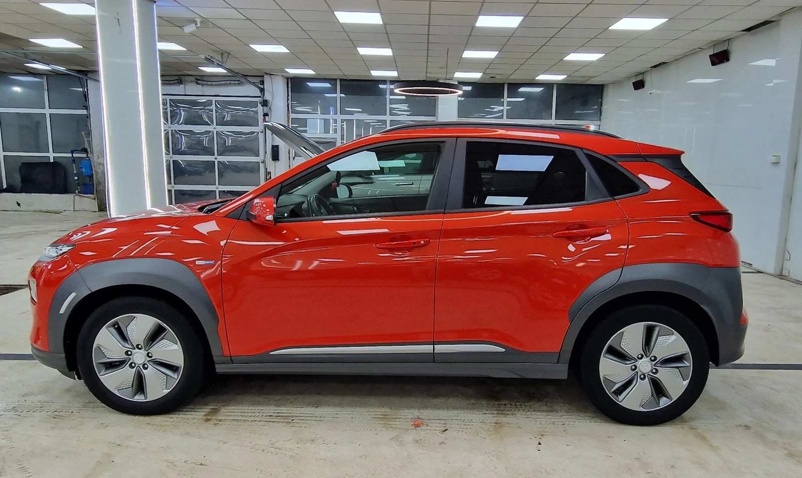 Hyundai Kona 64KWh/Premium/SOH100% - изображение 5