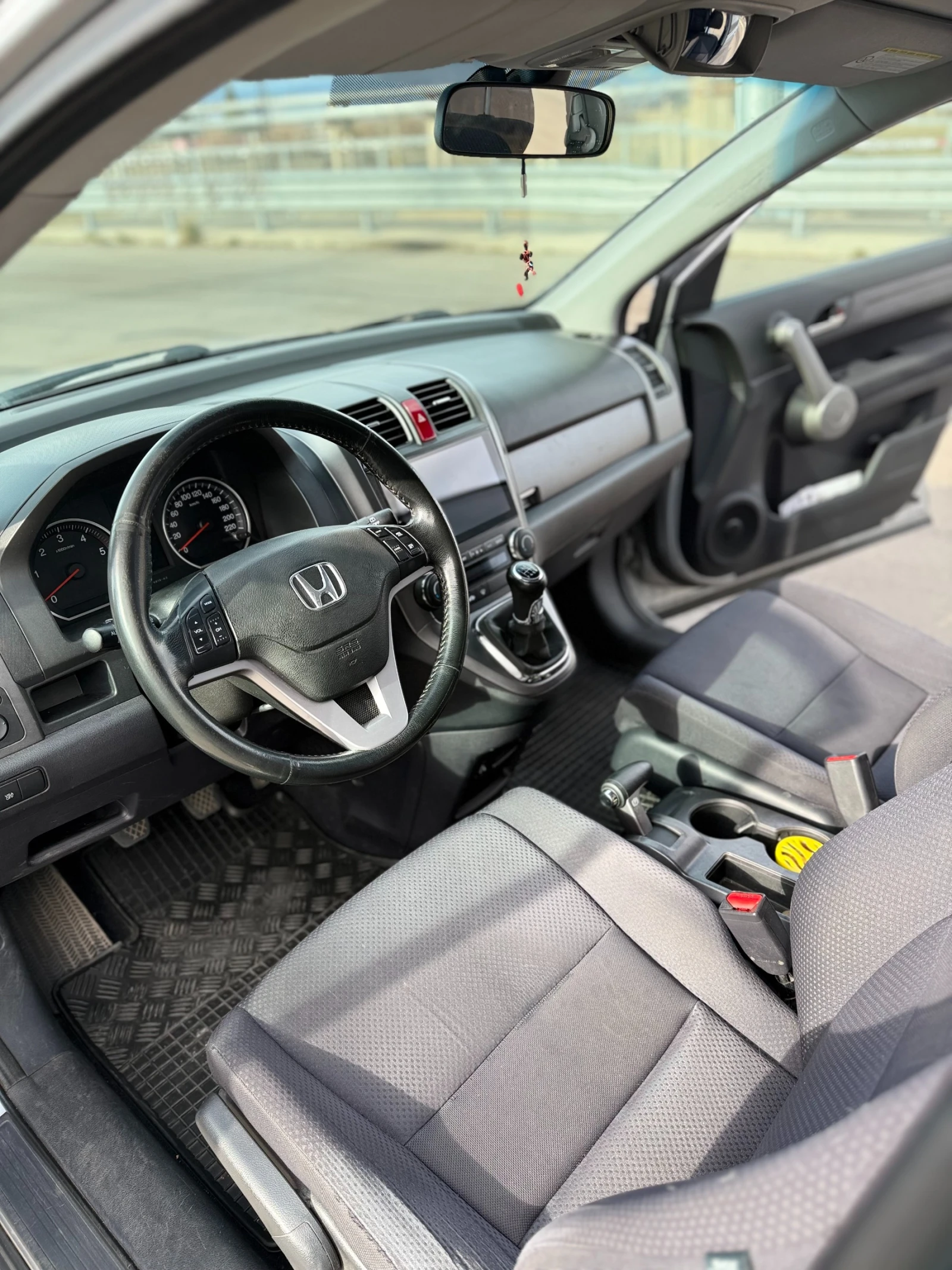 Honda Cr-v 2.2 i-CTDi 4x4, снимка 13 - Автомобили и джипове - 53972285