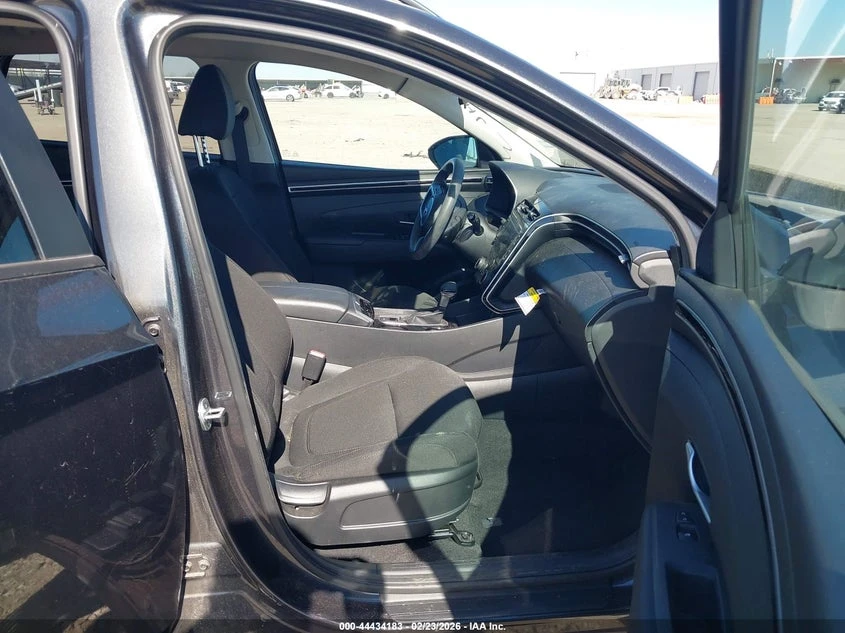 Hyundai Tucson 2.5l Sel, снимка 5 - Автомобили и джипове - 54094434