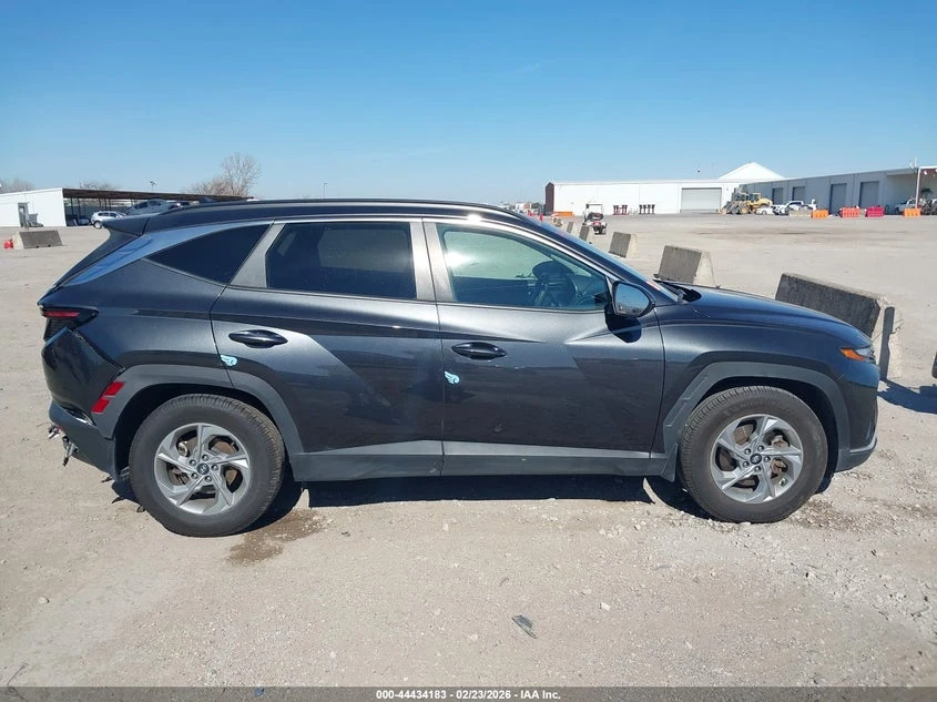 Hyundai Tucson 2.5l Sel, снимка 13 - Автомобили и джипове - 54094434