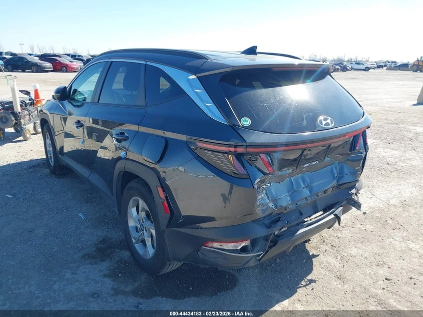 Hyundai Tucson 2.5l Sel, снимка 3 - Автомобили и джипове - 54094434