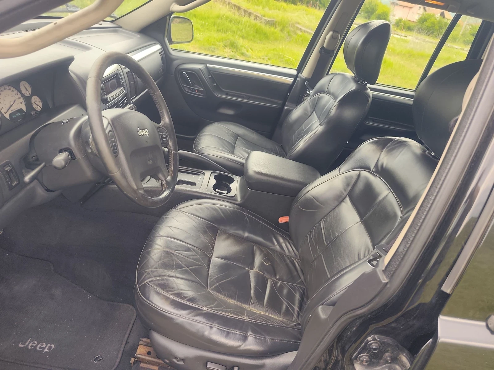 Jeep Grand cherokee 2.7 CRD, снимка 9 - Автомобили и джипове - 54302515