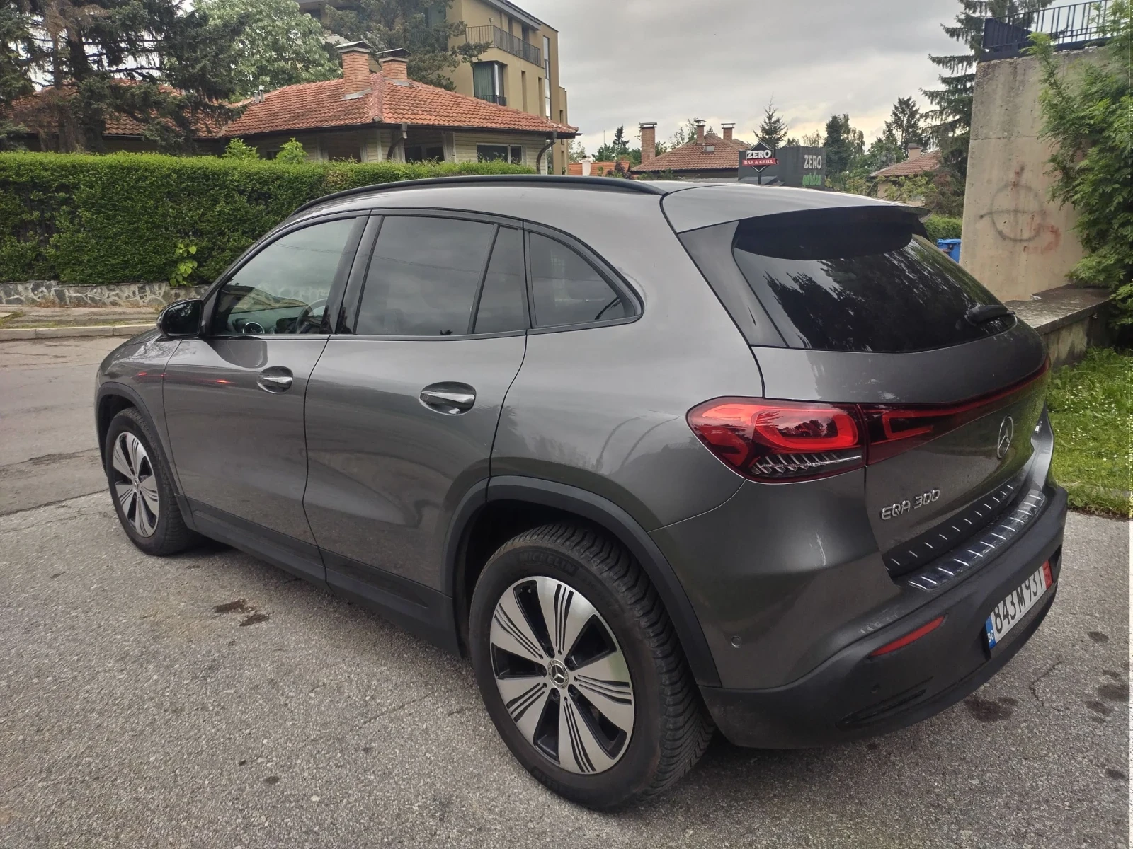 Mercedes-Benz EQA EQA300 4MATIC, снимка 4 - Автомобили и джипове - 54492305