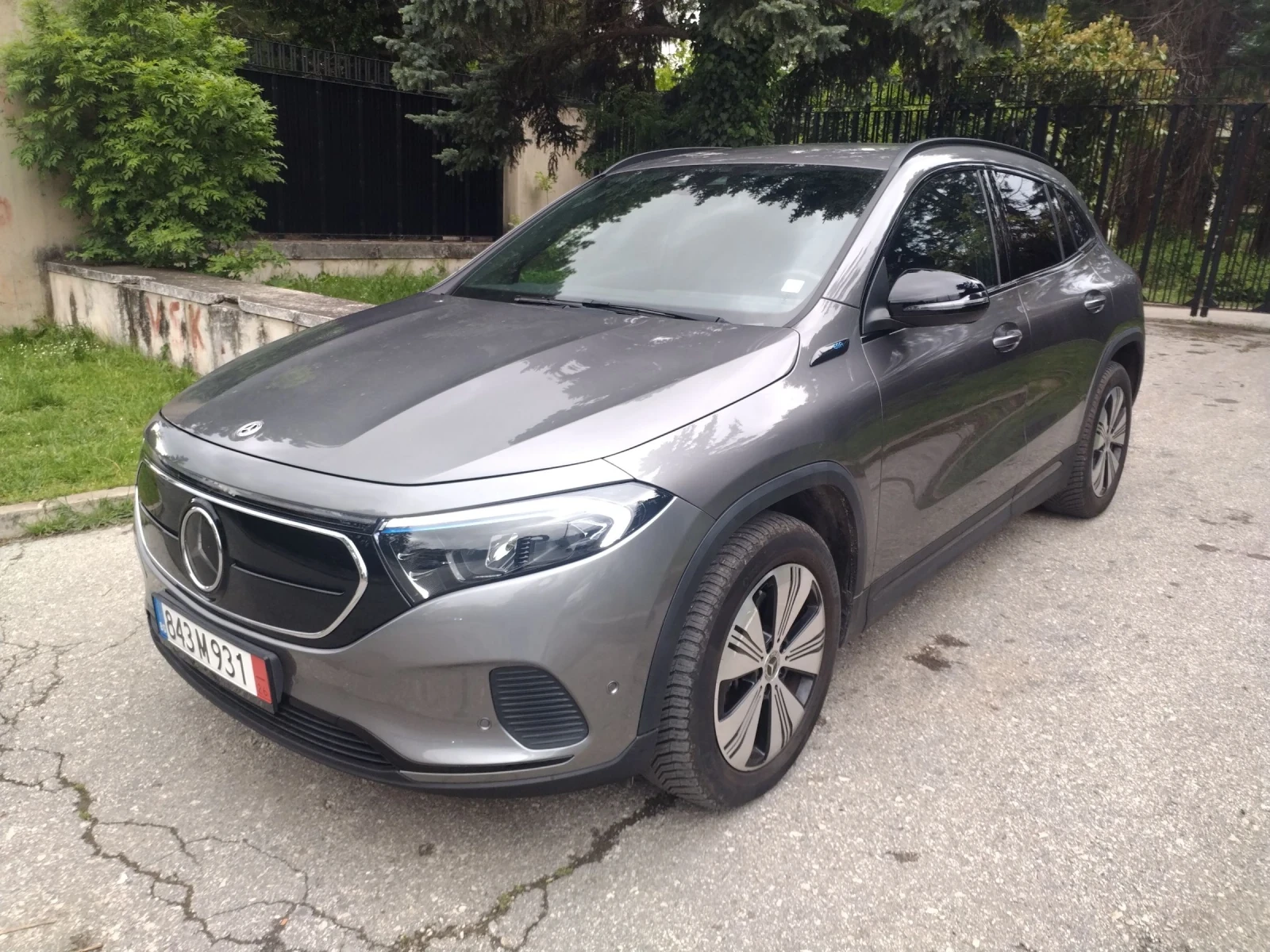 Mercedes-Benz EQA EQA300 4MATIC, снимка 2 - Автомобили и джипове - 54492305