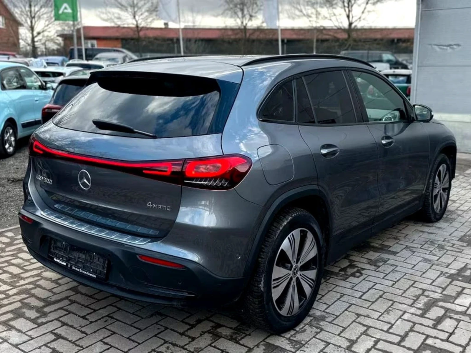 Mercedes-Benz EQA EQA300 4MATIC, снимка 5 - Автомобили и джипове - 54492305