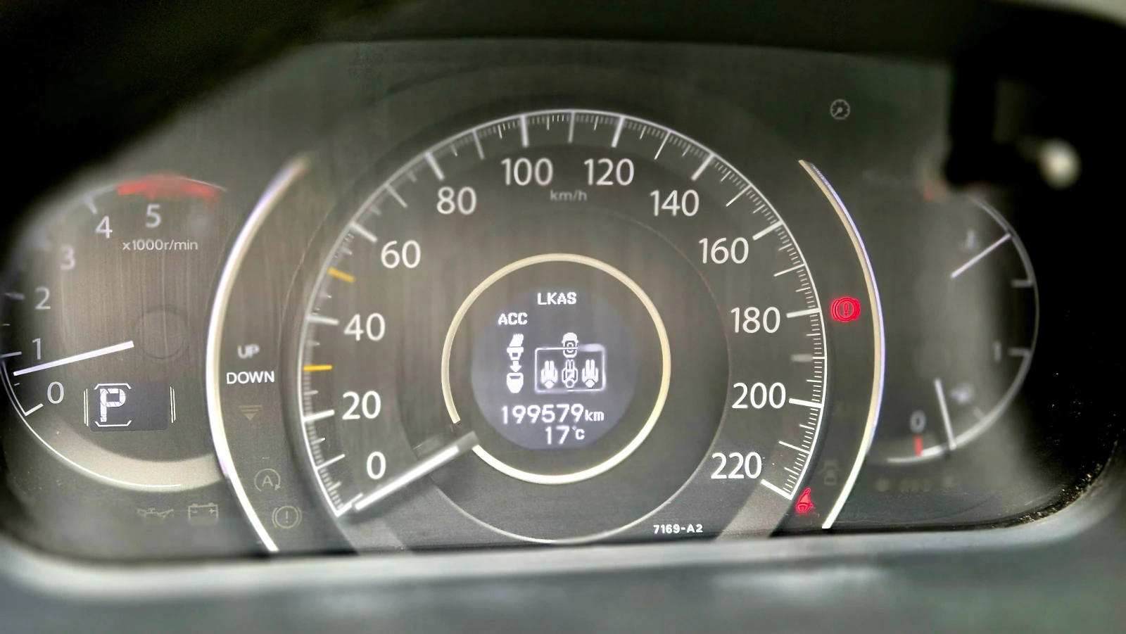 Honda Cr-v 4WD 1.6 i-DTEC 160 h.p. AT9 Premium, снимка 11 - Автомобили и джипове - 54547160