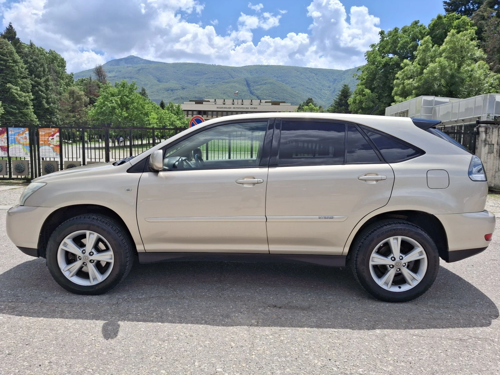 Lexus RX 400h 195к км 1 собственик ТМ Ауто Камера Подгреви ТОП, снимка 4 - Автомобили и джипове - 54702499