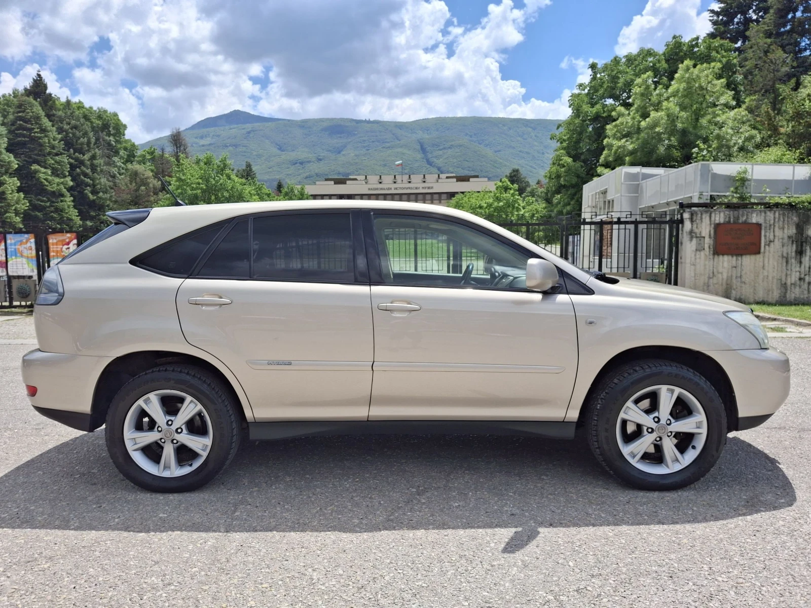 Lexus RX 400h 195к км 1 собственик ТМ Ауто Камера Подгреви ТОП, снимка 8 - Автомобили и джипове - 54702499