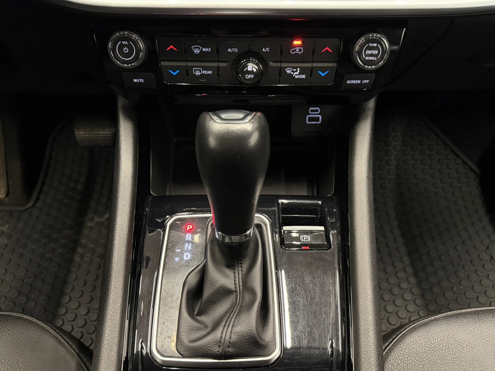 Jeep Compass E-HYBRID LIMITED | Mobile.bg � ����������� 14