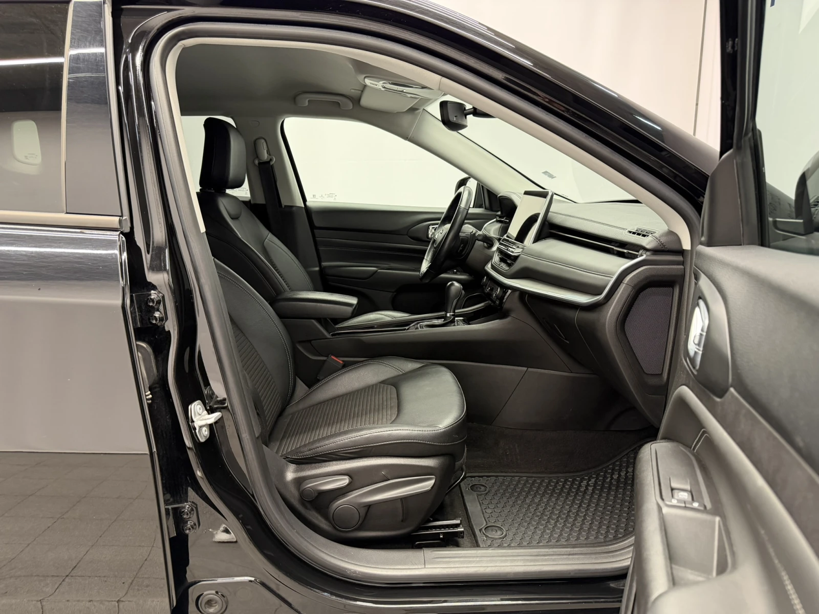 Jeep Compass E-HYBRID LIMITED | Mobile.bg � ����������� 16