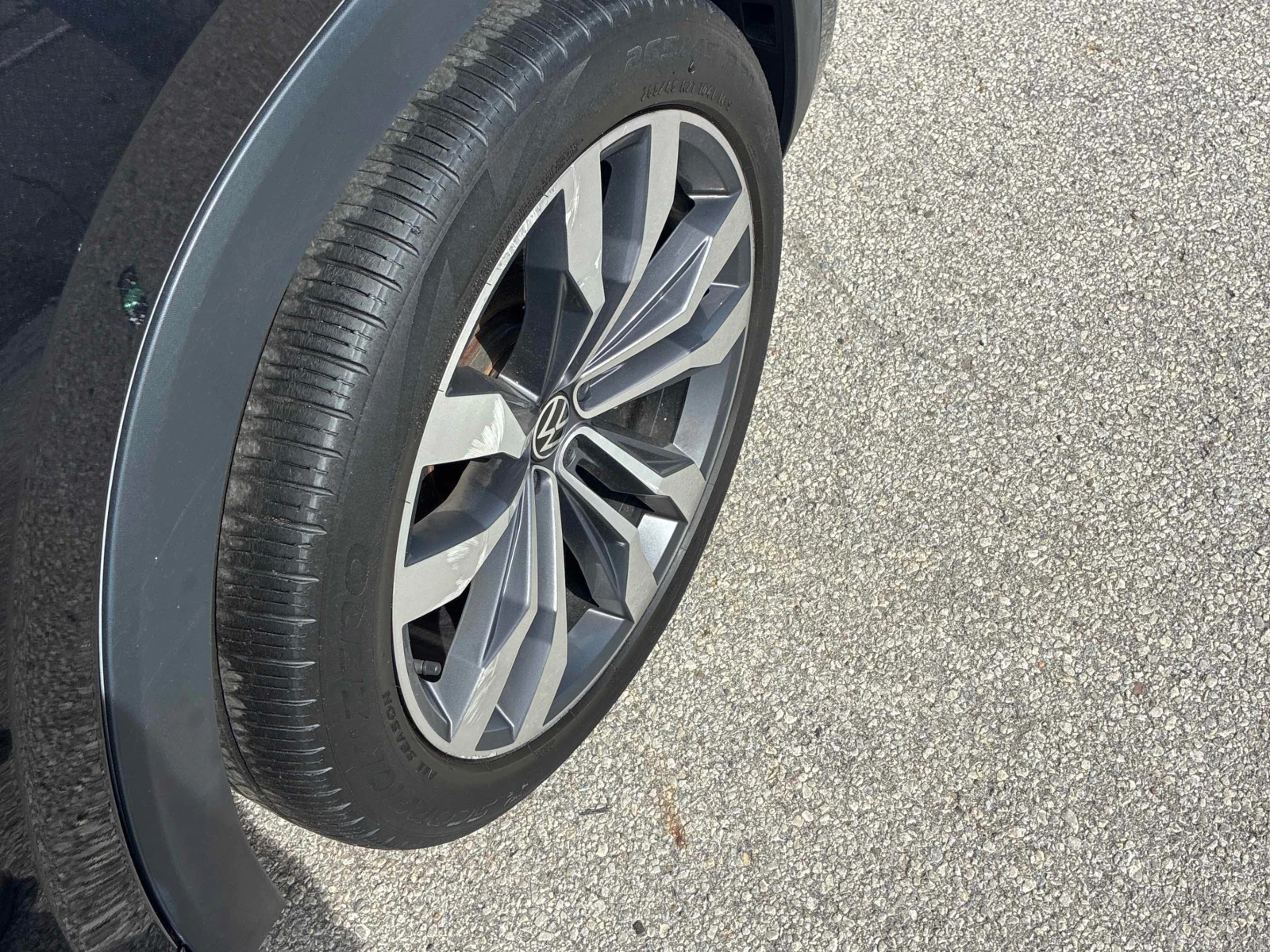 VW Atlas * Execline * CARFAX * ОПЦИЯ ЗА ФИНАНСИРАНЕ , снимка 15 - Автомобили и джипове - 56002409