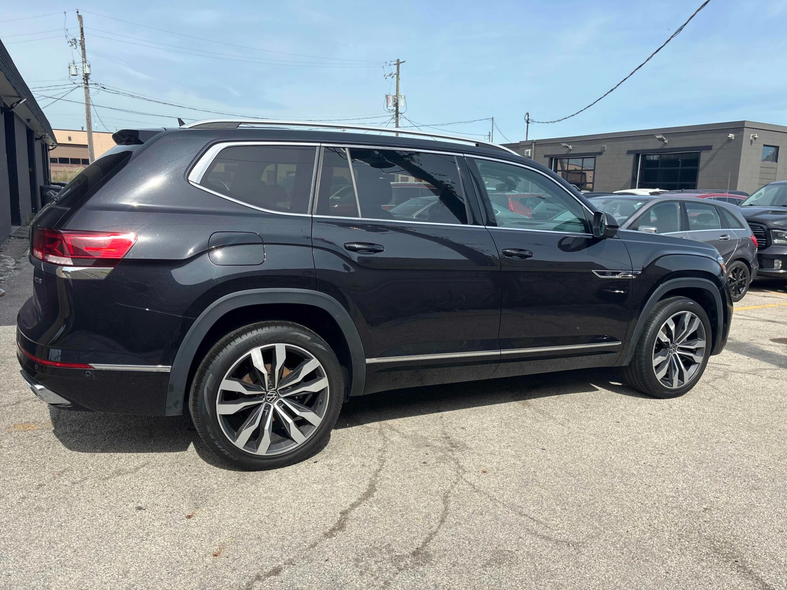VW Atlas * Execline * CARFAX * ОПЦИЯ ЗА ФИНАНСИРАНЕ , снимка 3 - Автомобили и джипове - 56002409