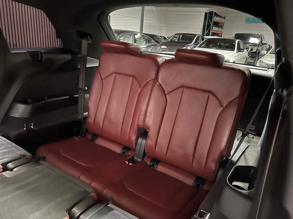 Audi SQ7 Prestige * ACC * 360 * АвтоКредит * (ЦЕНА ДО БГ), снимка 11 - Автомобили и джипове - 56057790
