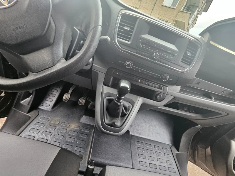 Toyota Proace Verso Base L2H1( дълга база ) 8+ 1 места , снимка 7 - Бусове и автобуси - 48680808