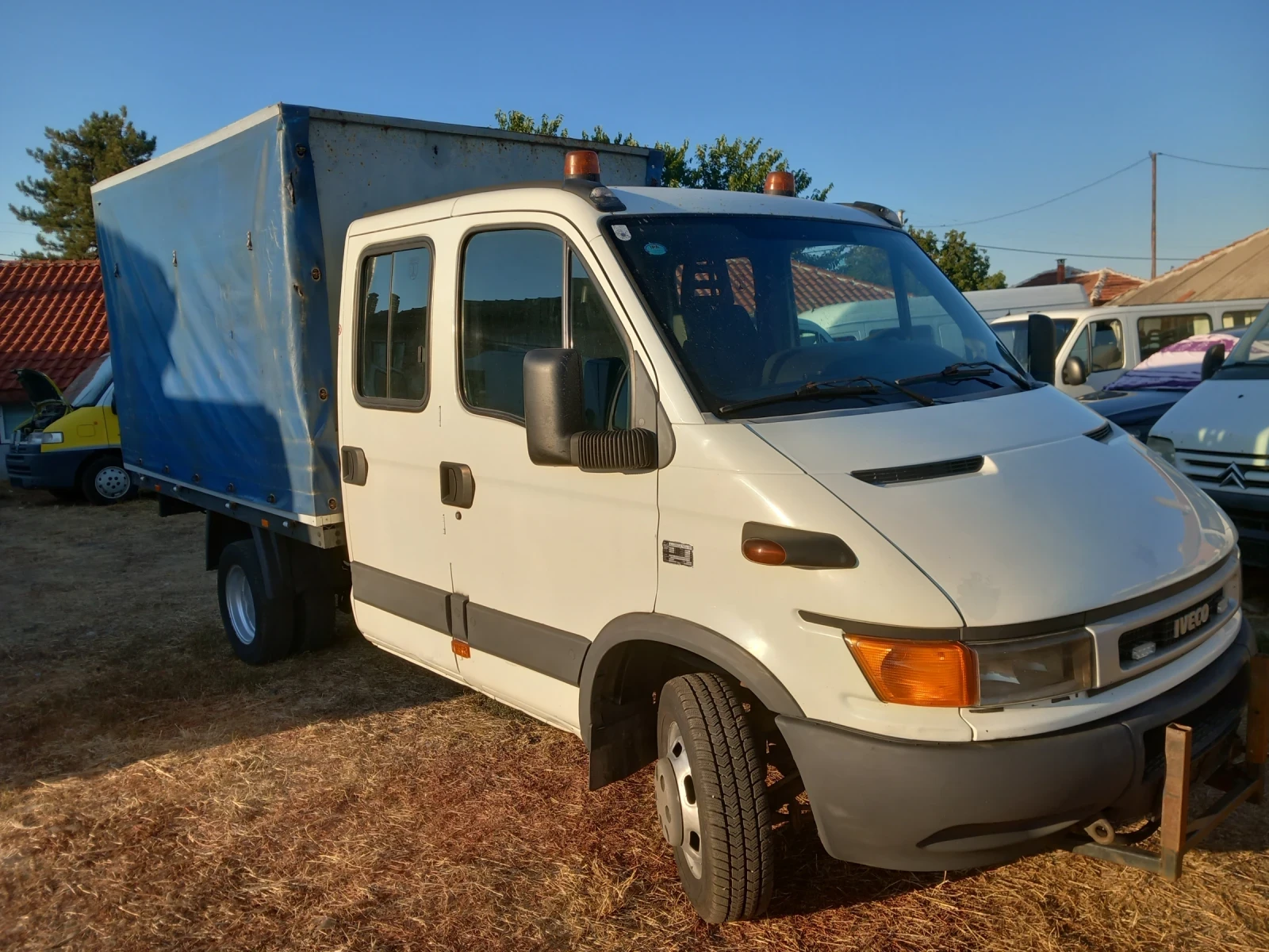 Iveco 35c13 2, 8 двойна гума 7места 6 скорости - изображение 5