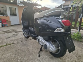 Vespa 125 125е уникат на 100%реални километри 2009год., снимка 4