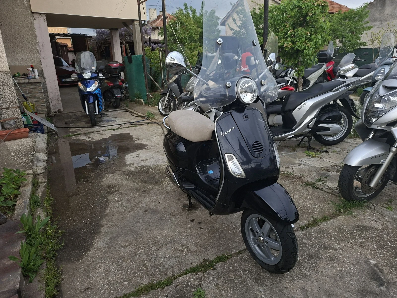 Vespa 125 125е уникат на 100%реални километри 2009год., снимка 14 - Мотоциклети и мототехника - 54458935