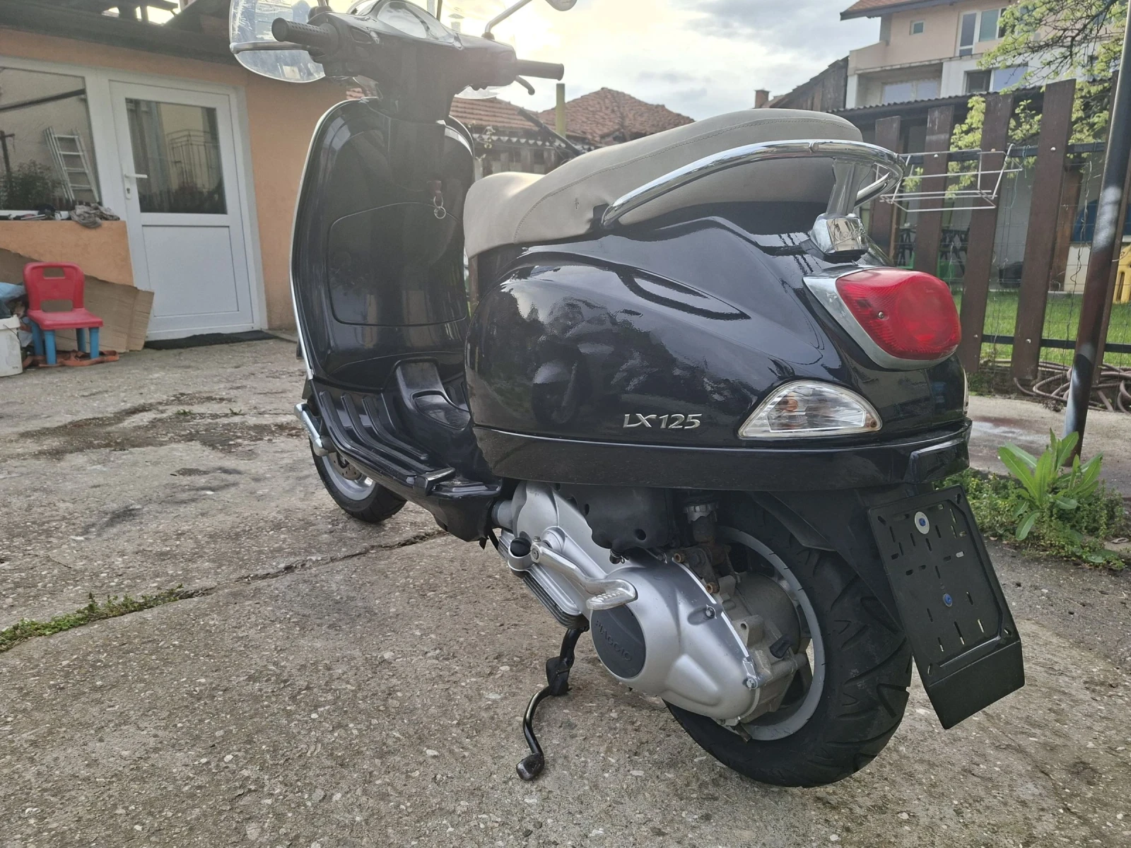 Vespa 125 125е уникат на 100%реални километри 2009год., снимка 4 - Мотоциклети и мототехника - 54458935