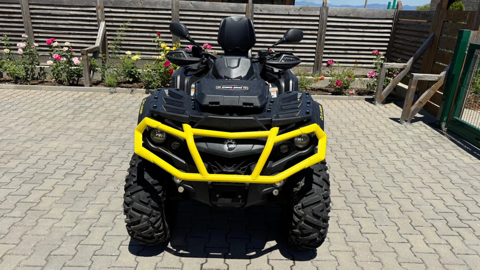 Can-Am Outlander MAX XT-P