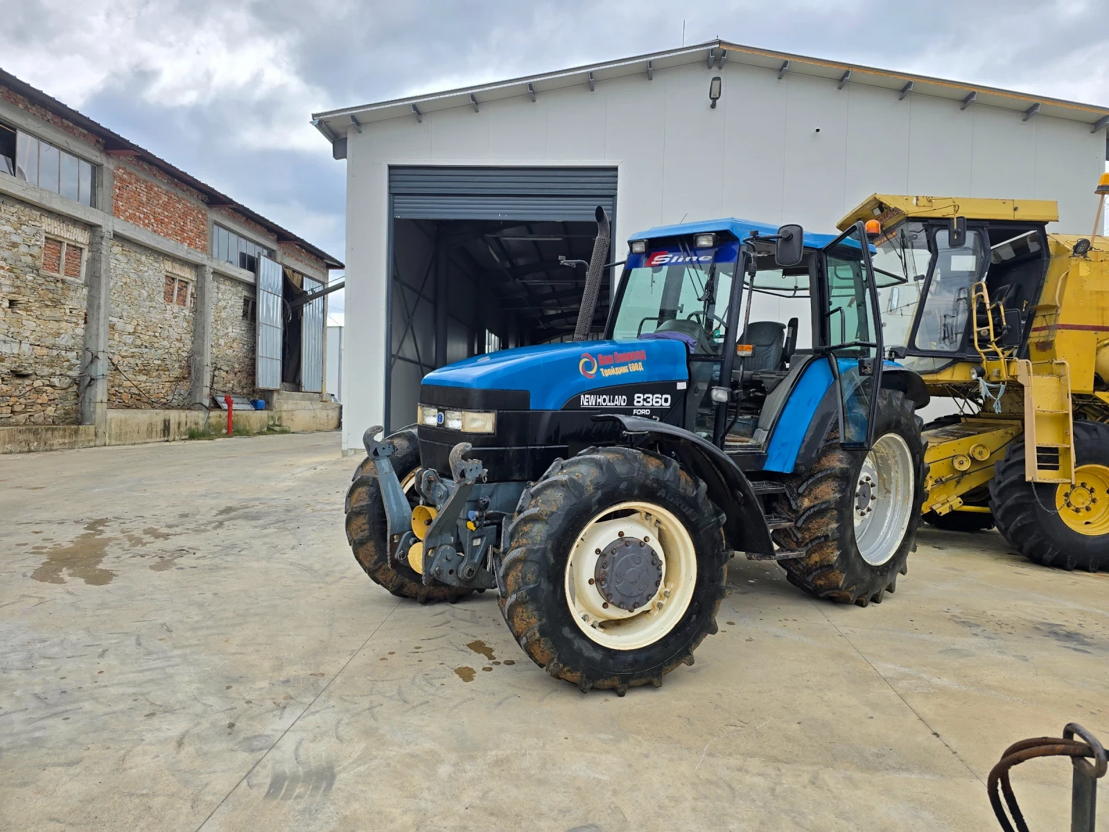 Трактор New Holland 8360, снимка 3 - Селскостопанска техника - 54595115
